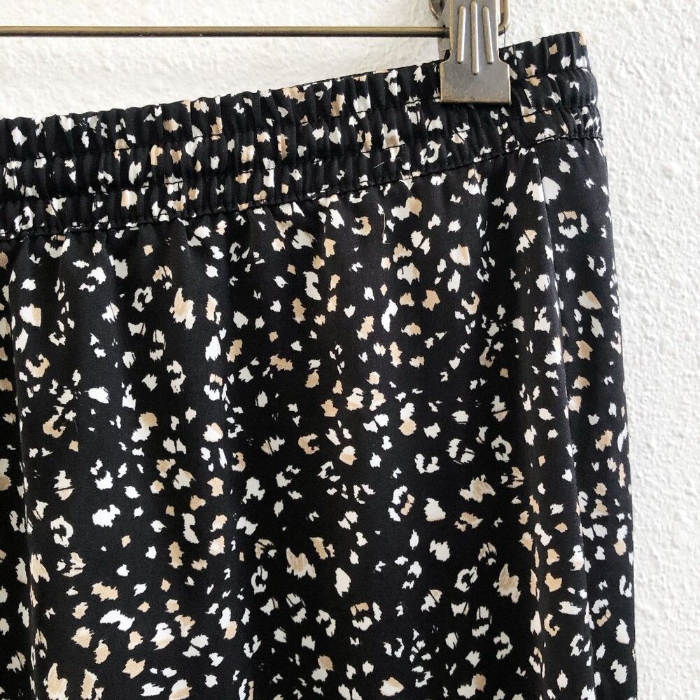 BANANA REPUBLIC Satin Pajama Set Size Medium - Picture 11 of 15